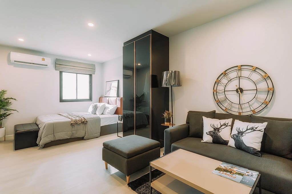 VIP GREAT HILL CONDOMINIUM — Phuket property for sale in Phuket — SOLWYN